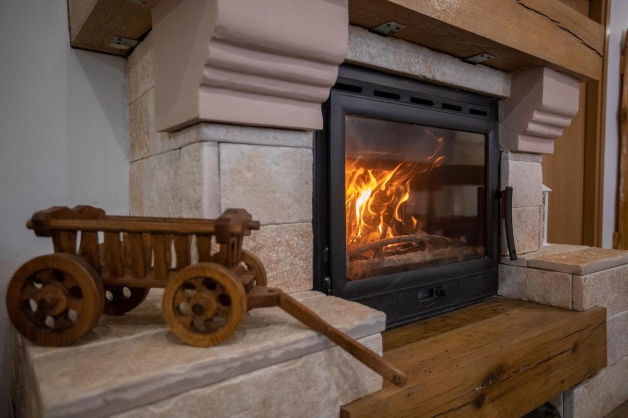 Apartmani Lara Modrus-Kuca Za Odmor 외부 사진