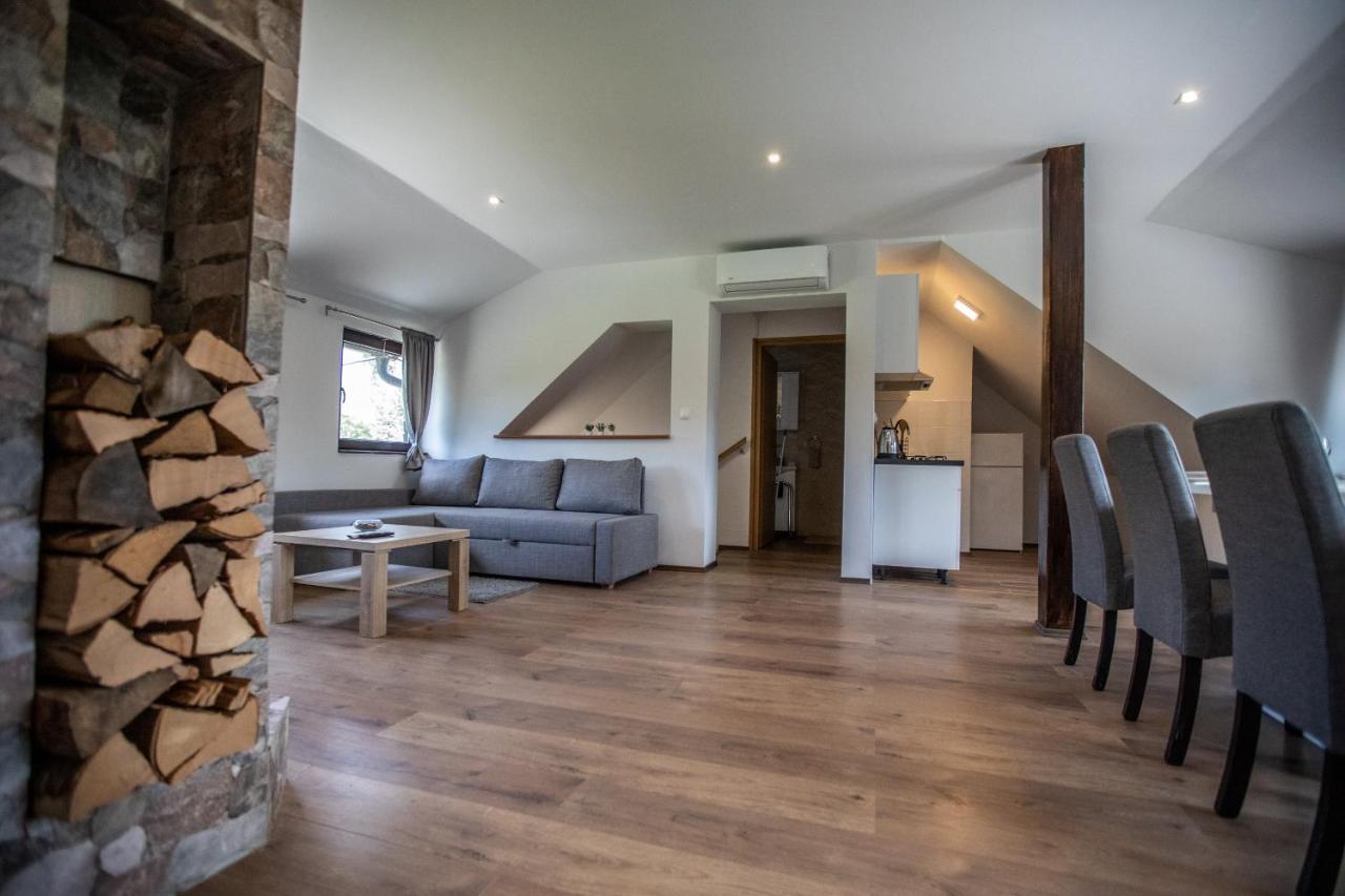 Apartmani Lara Modrus-Kuca Za Odmor 외부 사진