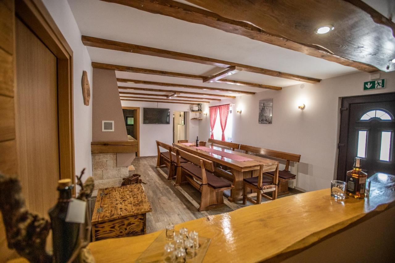 Apartmani Lara Modrus-Kuca Za Odmor 외부 사진